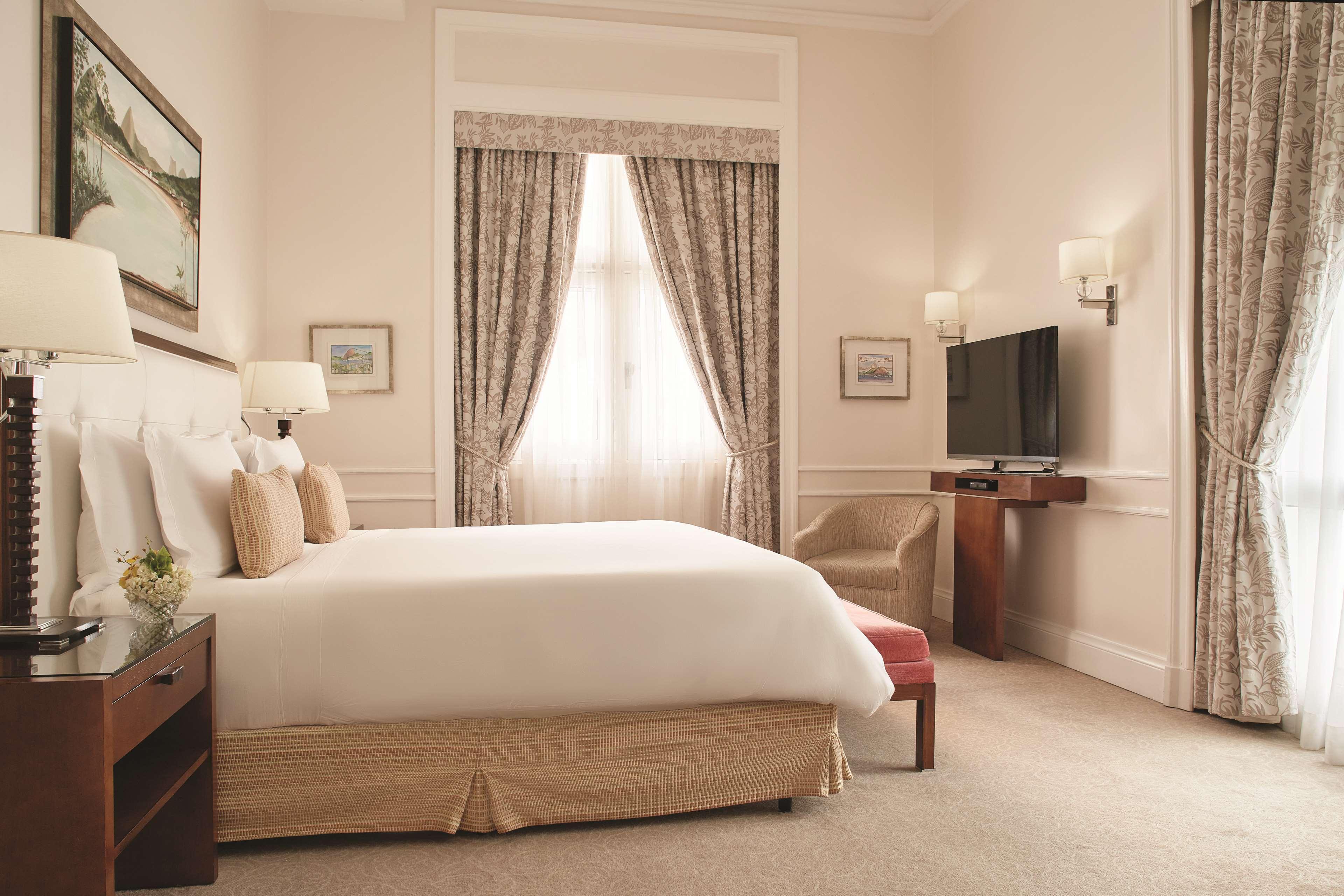 Copacabana Palace, A Belmond Hotel, Rio De Janeiro Exterior foto A bedroom at the hotel