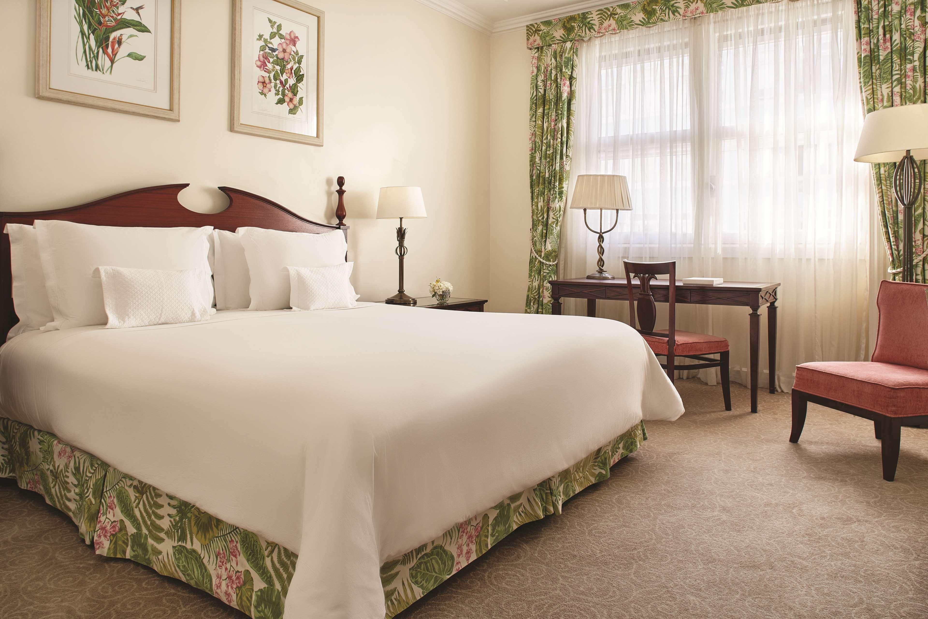 Copacabana Palace, A Belmond Hotel, Rio De Janeiro Exterior foto A guest room at the Boca Raton Resort