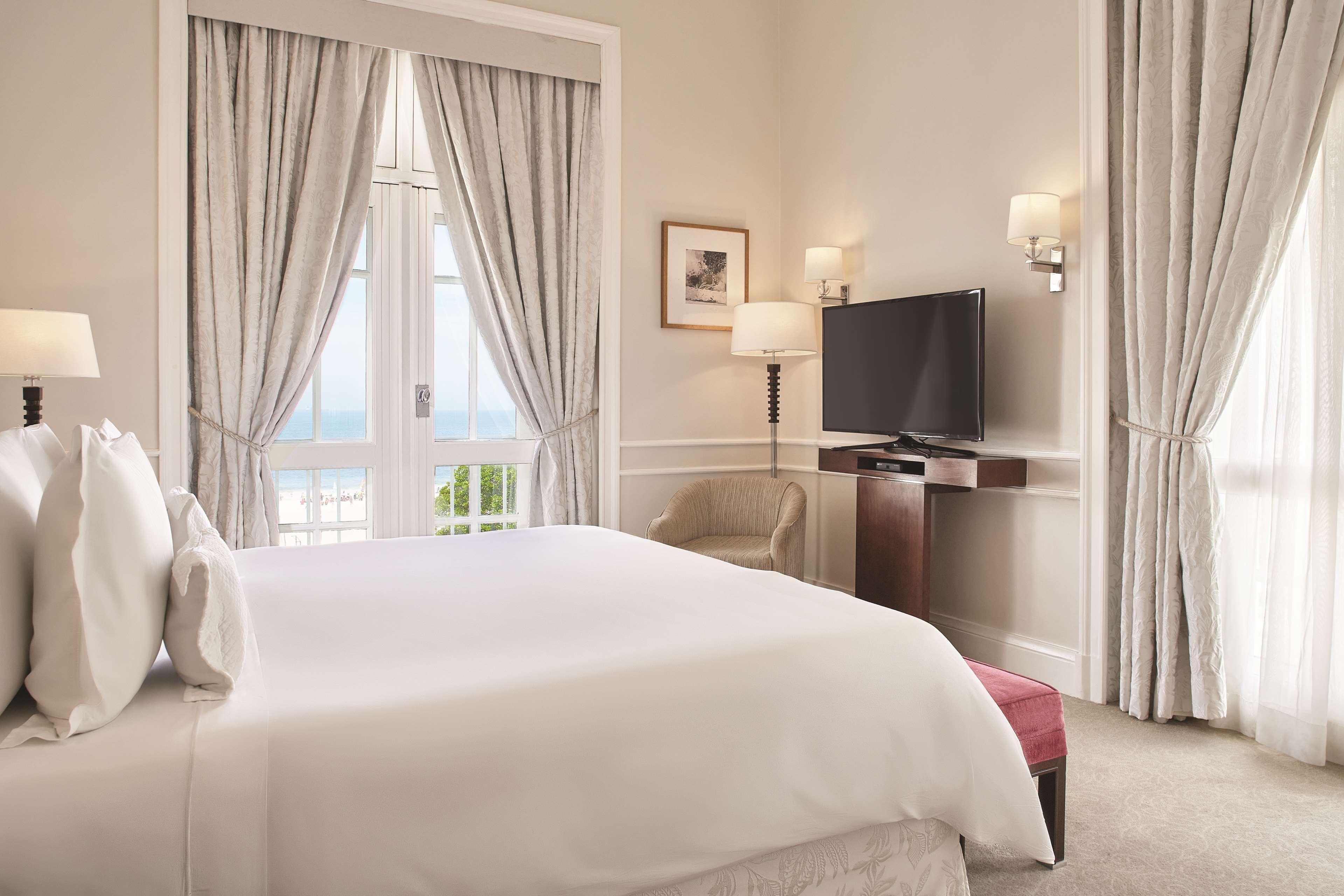 Copacabana Palace, A Belmond Hotel, Rio De Janeiro Exterior foto A bedroom at the hotel